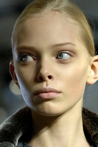 Look 19